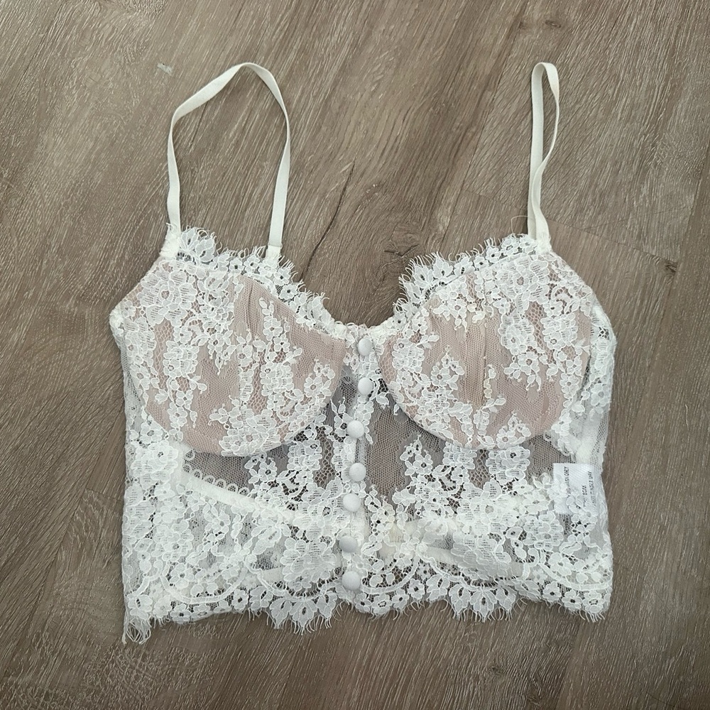 White fox boutique white bustier